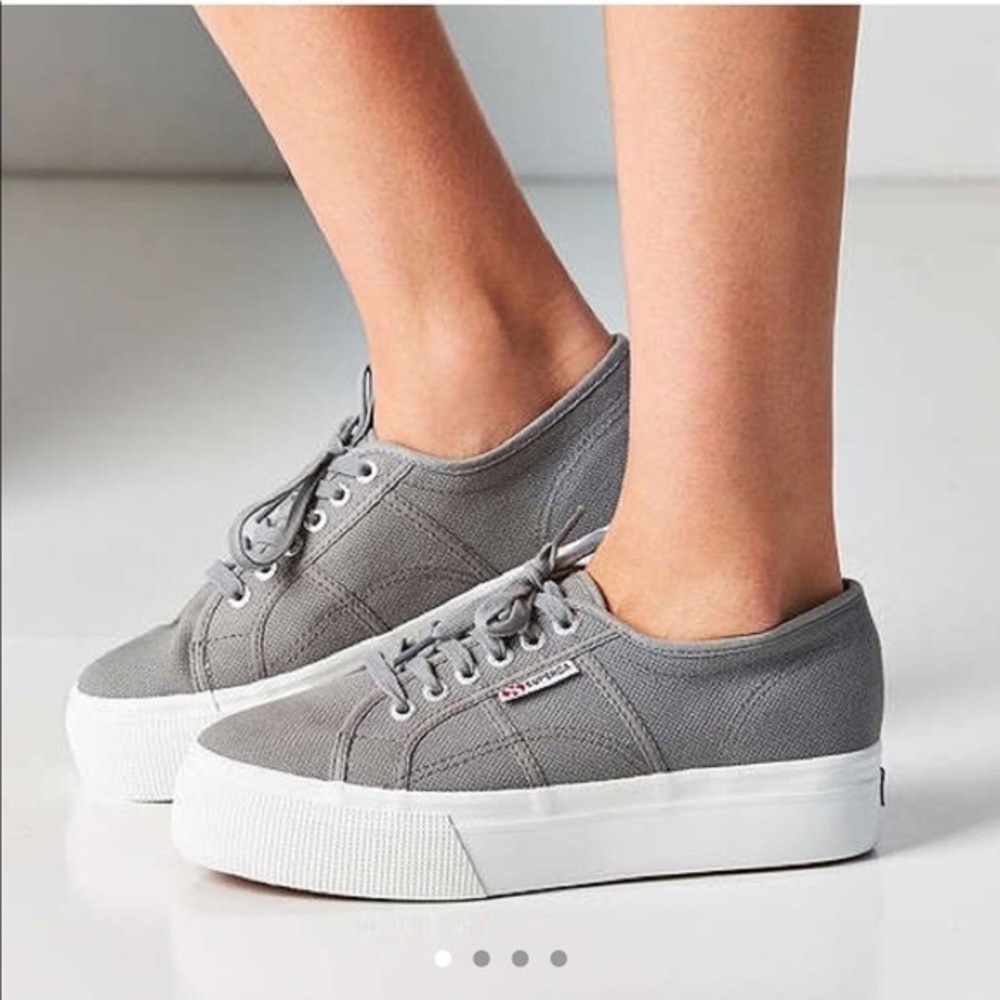 Grey superga platform sneaker